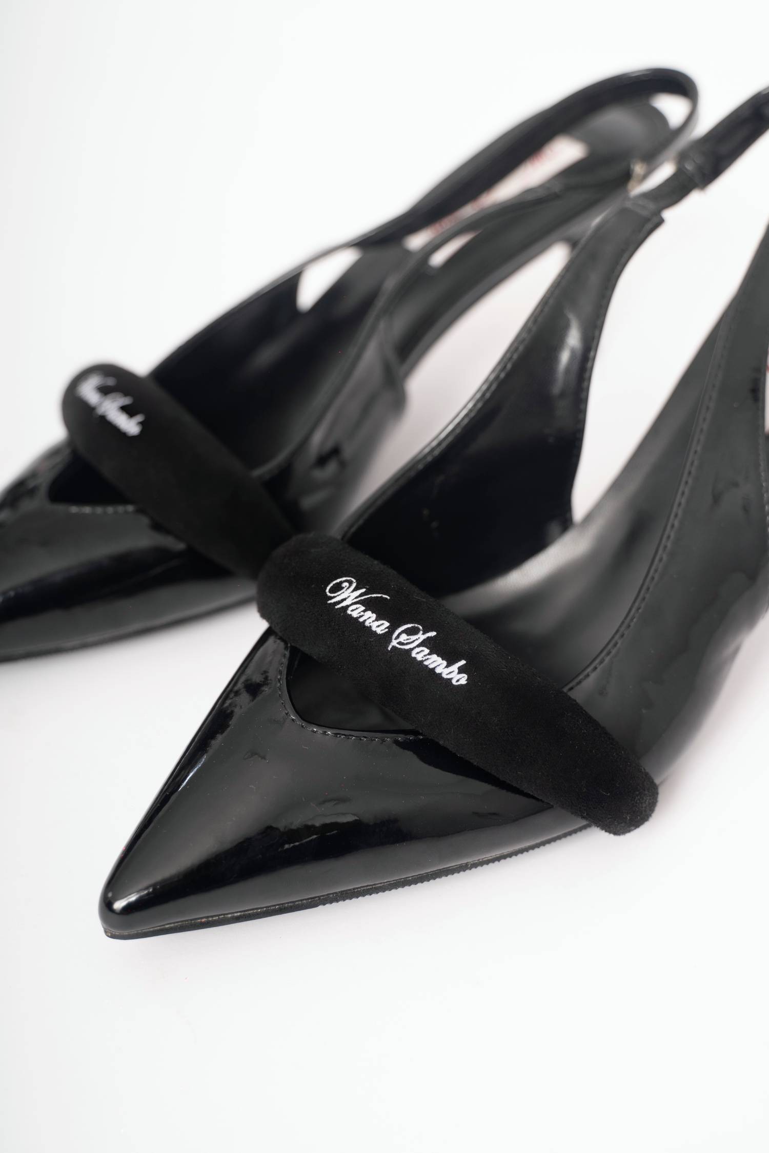 Ayo Pumps